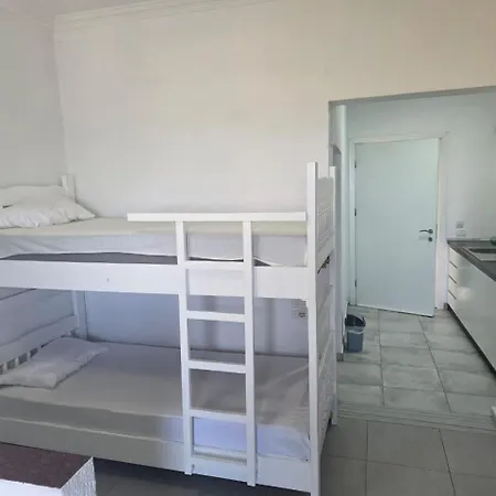 Amantius Himare منزل للإقامة *