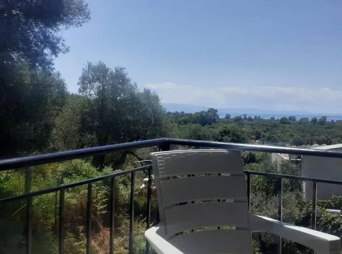 Amantius Himare 民宿