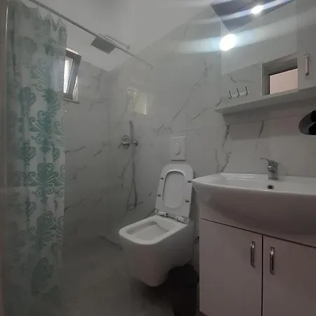 Amantius Himare Quarto em Acomodações Particulares *