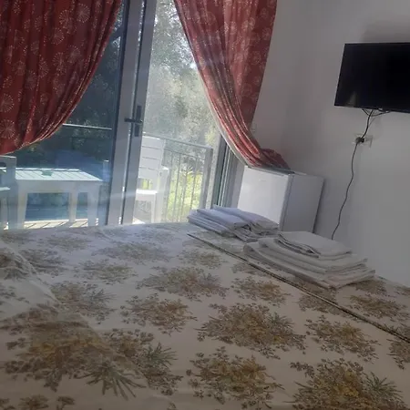 Amantius Himare Borsh