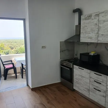 Amantius Himare Quarto em Acomodações Particulares *